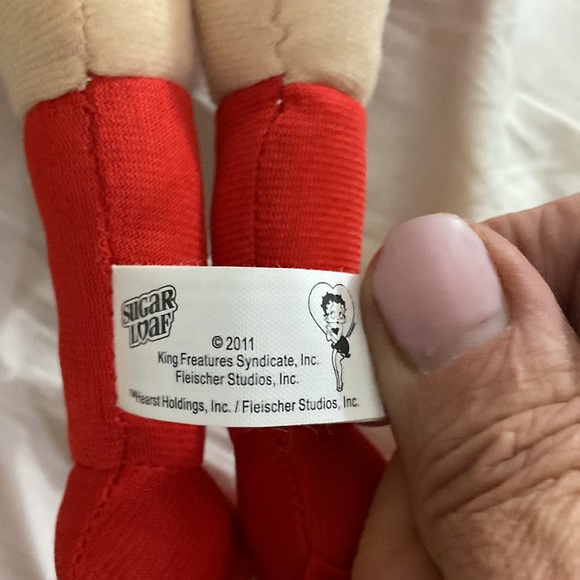 Betty Boop Sugar Loaf Valentine’s Betty Plush Doll 16’NWT - Picture 5 of 6